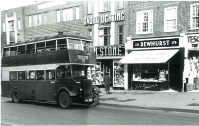 Worcester Park, Central Road