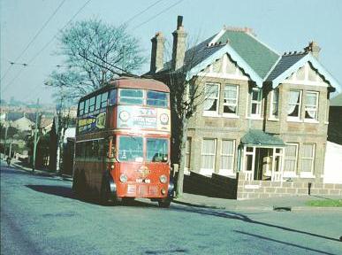 Trolleybus 491 climbs Ringstead Road
