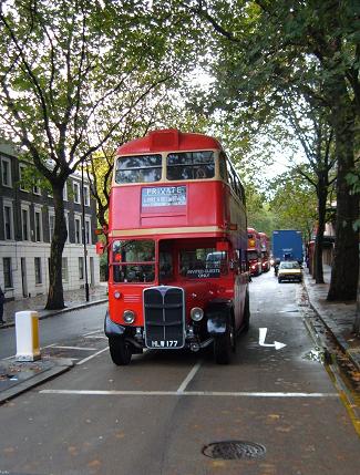 RT190 in Rosebery Avenue, 28 October 2005