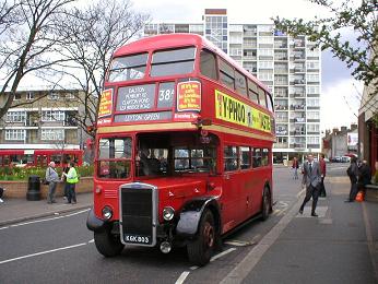 RTL139 lays over at Leyton Green