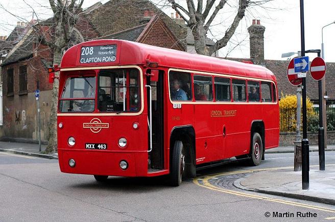 RF486 at Clapton Pond, 16 April 2006